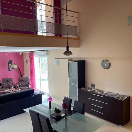 Holiday home Maison De Village Au Pied Des Pyrenees *